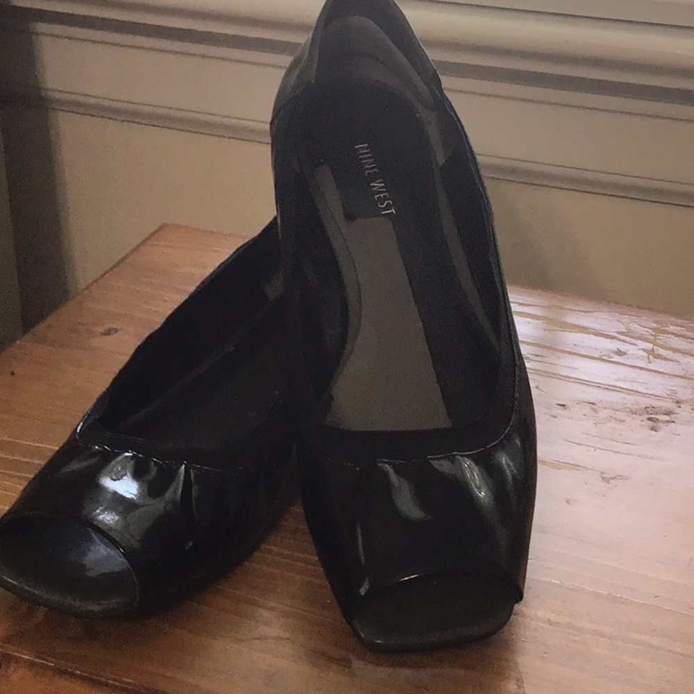 NINE WEST Shoe